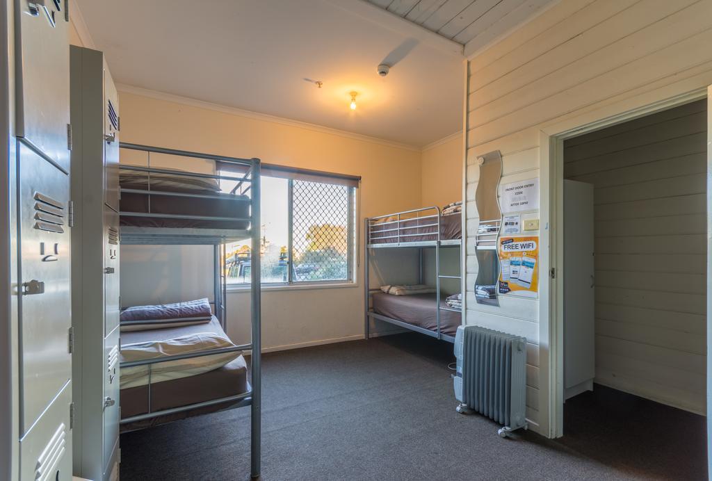 A Pousada Bells Beach Backpackers Torquay Exterior foto